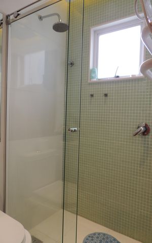 Casa de condomínio à venda com 441m², 3 quartos e 2 vagasBanheiro da Suíte 1