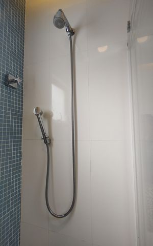Casa de condomínio à venda com 441m², 3 quartos e 2 vagasBanheiro da Suíte 2