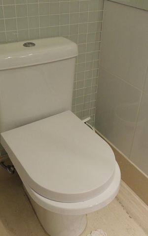 Casa de condomínio à venda com 441m², 3 quartos e 2 vagasLavabo