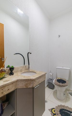 Casa à venda com 120m², 3 quartos e 4 vagas Casa à venda com 120m², 3 quartos e 4 vagasLavabo