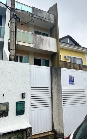 Casa de condomínio à venda com 260m², 3 quartos e 2 vagasPlaquinha
