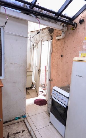 Casa à venda com 280m², 3 quartos e 1 vaga Casa à venda com 280m², 3 quartos e 1 vagaÁrea de Serviço