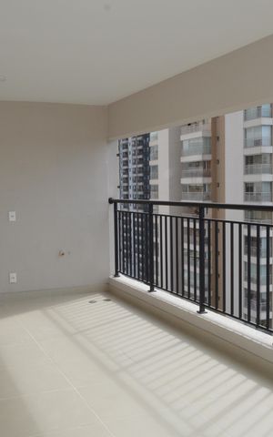 Apartamento à venda com 127m², 3 quartos e 2 vagasVaranda
