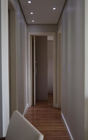 Apartamento à venda com 63m², 2 quartos e 1 vagaCorredor