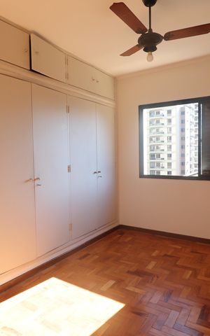 Apartamento para alugar com 202m², 3 quartos e 1 vagaQuarto 1