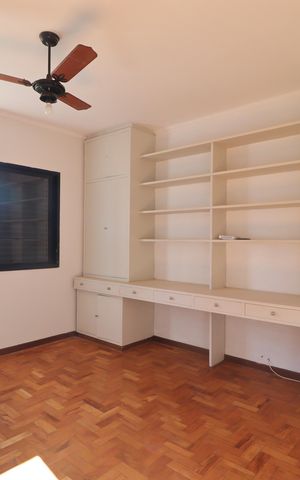 Apartamento para alugar com 202m², 3 quartos e 1 vagaQuarto 1