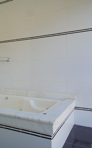 Casa de condomínio à venda com 84m², 3 quartos e 2 vagasBanheiro 