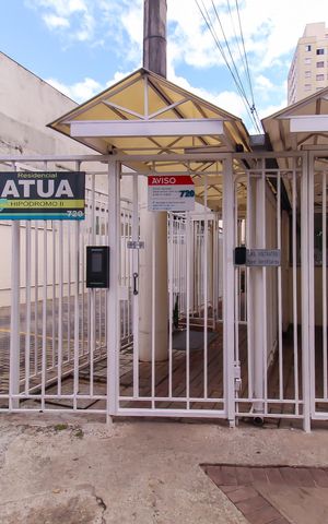 Apartamento para alugar com 44m², 2 quartos e sem vaga Apartamento para alugar com 44m², 2 quartos e sem vagaFachada