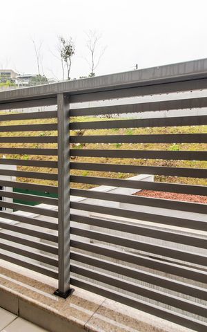 Apartamento à venda com 200m², 3 quartos e 2 vagas Apartamento à venda com 200m², 3 quartos e 2 vagasSacada
