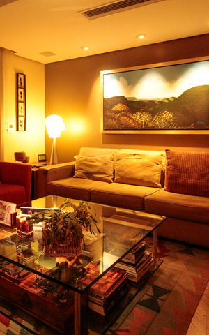Apartamento à venda com 186m², 3 quartos e 5 vagas Apartamento à venda com 186m², 3 quartos e 5 vagasSala