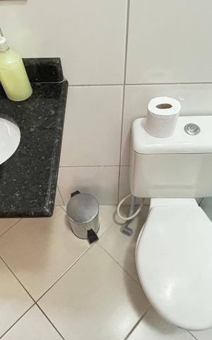 Apartamento para alugar com 110m², 2 quartos e 2 vagas Apartamento para alugar com 110m², 2 quartos e 2 vagasBanheiro da Suíte