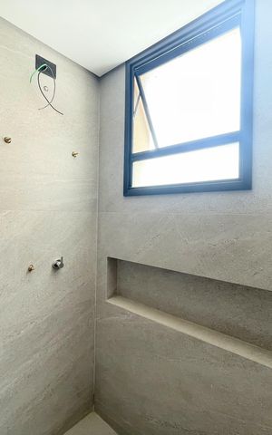 Apartamento à venda com 127m², 2 quartos e 2 vagasBanheiro suíte 1