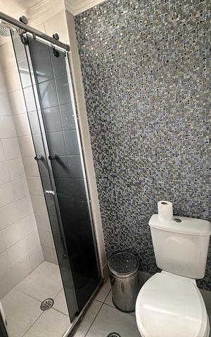 Apartamento à venda com 95m², 3 quartos e 2 vagas Apartamento à venda com 95m², 3 quartos e 2 vagasBanheiro