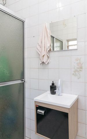 Casa para alugar com 350m², 5 quartos e 8 vagasBanheiro 2