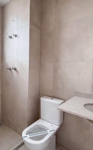 Apartamento à venda com 164m², 3 quartos e 2 vagas Apartamento à venda com 164m², 3 quartos e 2 vagasBanheiro da Suíte 2