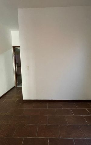 Casa à venda com 150m², 3 quartos e 3 vagas Casa à venda com 150m², 3 quartos e 3 vagasSala de Jantar