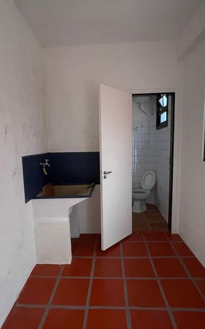 Casa à venda com 150m², 3 quartos e 3 vagas Casa à venda com 150m², 3 quartos e 3 vagasÁrea de Serviço