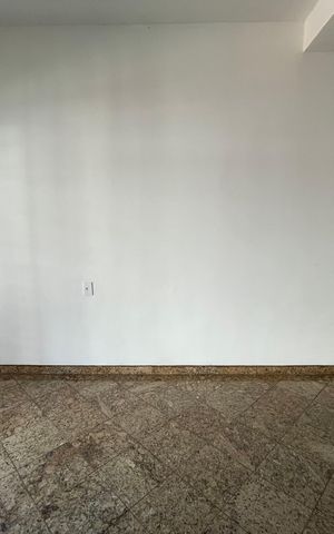 Casa à venda com 150m², 3 quartos e 3 vagas Casa à venda com 150m², 3 quartos e 3 vagasSala