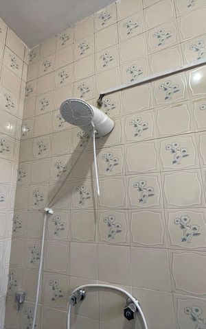 Casa à venda com 150m², 3 quartos e 3 vagas Casa à venda com 150m², 3 quartos e 3 vagasBanheiro 2