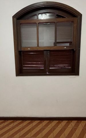 Casa à venda com 150m², 3 quartos e 3 vagas Casa à venda com 150m², 3 quartos e 3 vagasQuarto 2