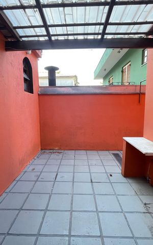 Casa à venda com 150m², 3 quartos e 3 vagas Casa à venda com 150m², 3 quartos e 3 vagasQuintal