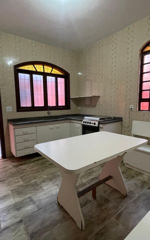 Casa à venda com 150m², 3 quartos e 3 vagas Casa à venda com 150m², 3 quartos e 3 vagasCozinha