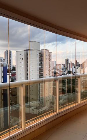 Apartamento à venda com 95m², 3 quartos e 2 vagas Apartamento à venda com 95m², 3 quartos e 2 vagasVista da Sacada