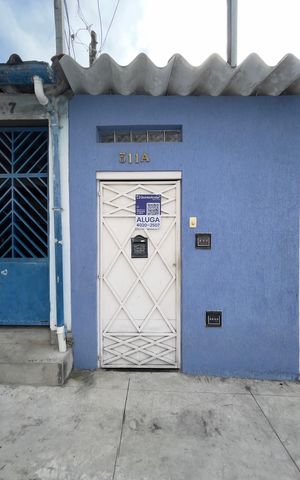 Casa para alugar com 65m², 1 quarto e sem vaga Casa para alugar com 65m², 1 quarto e sem vagaFachada+Placa