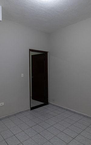 Casa para alugar com 65m², 1 quarto e sem vaga Casa para alugar com 65m², 1 quarto e sem vagaSala