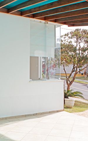 Casa de condomínio para alugar com 300m², 4 quartos e 2 vagasÁrea externa
