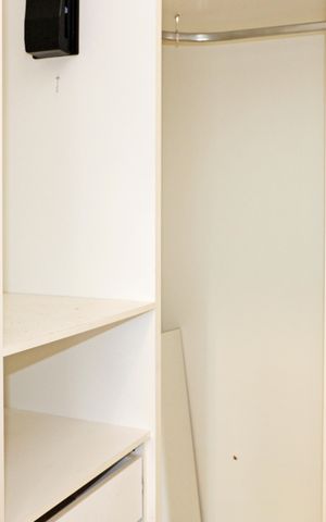Casa de condomínio para alugar com 300m², 4 quartos e 2 vagasCloset da suíte 3
