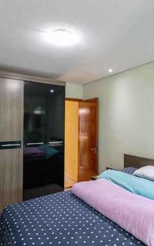 Casa à venda com 132m², 3 quartos e 4 vagas Casa à venda com 132m², 3 quartos e 4 vagasSuíte
