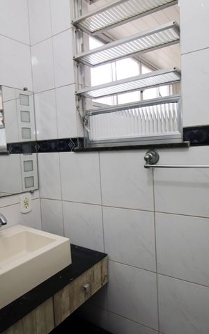 Casa à venda com 69m², 2 quartos e sem vagaBanheiro