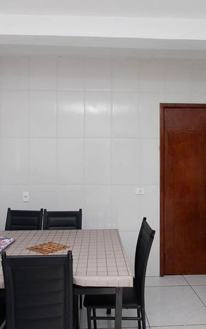 Casa à venda com 410m², 3 quartos e 2 vagas Casa à venda com 410m², 3 quartos e 2 vagasCozinha