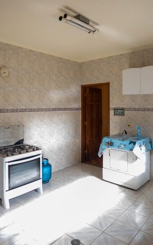 Casa à venda com 337m², 4 quartos e 7 vagasÁrea de Serviço