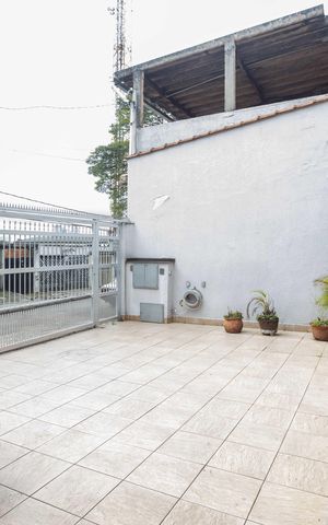 Casa à venda com 337m², 4 quartos e 7 vagasGaragem