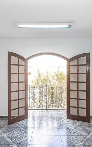 Casa à venda com 180m², 5 quartos e 2 vagasSuíte