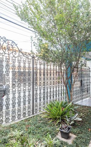 Casa à venda com 180m², 5 quartos e 2 vagasGaragem