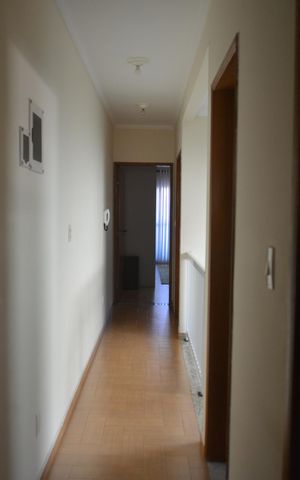 Casa à venda com 191m², 4 quartos e 3 vagasCorredor