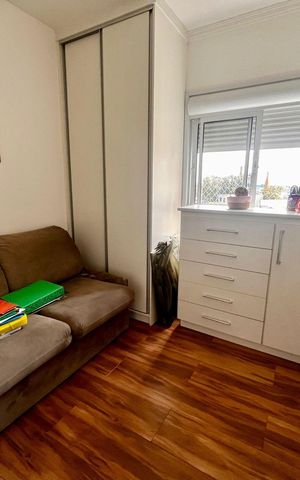 Apartamento à venda com 130m², 3 quartos e 2 vagas Apartamento à venda com 130m², 3 quartos e 2 vagasSuíte 1