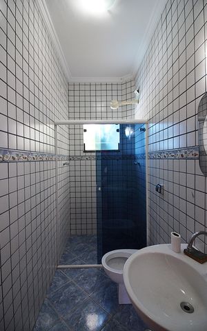 Casa à venda com 600m², 4 quartos e 6 vagasBanheiro de Serviço 2