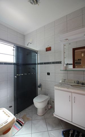 Casa à venda com 600m², 4 quartos e 6 vagasSuíte 3 Banheiro
