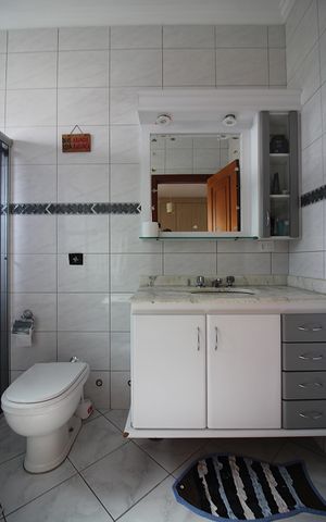 Casa à venda com 600m², 4 quartos e 6 vagasSuíte 3 Banheiro