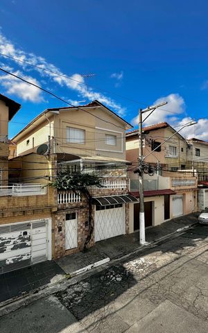 Casa para alugar com 200m², 3 quartos e 2 vagas Casa para alugar com 200m², 3 quartos e 2 vagasVista Quarto 2