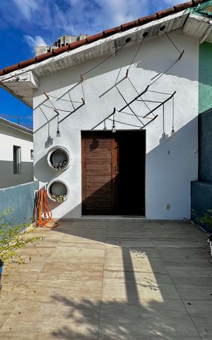 Casa para alugar com 200m², 3 quartos e 2 vagas Casa para alugar com 200m², 3 quartos e 2 vagasSacada Quarto 2