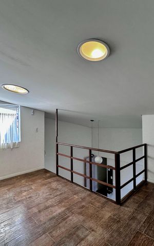 Casa para alugar com 200m², 3 quartos e 2 vagas Casa para alugar com 200m², 3 quartos e 2 vagasMezanino Suíte