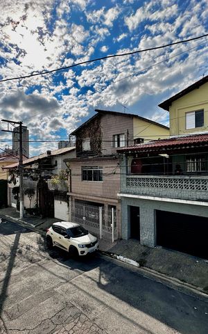 Casa para alugar com 200m², 3 quartos e 2 vagas Casa para alugar com 200m², 3 quartos e 2 vagasVista Quarto 2