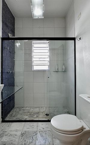 Casa para alugar com 200m², 3 quartos e 2 vagas Casa para alugar com 200m², 3 quartos e 2 vagasBanheiro Social