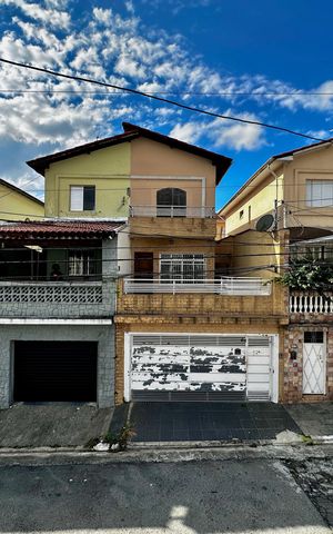 Casa para alugar com 200m², 3 quartos e 2 vagas Casa para alugar com 200m², 3 quartos e 2 vagasVista Quarto 2