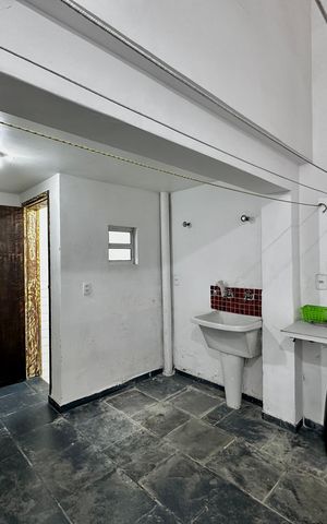 Casa para alugar com 200m², 3 quartos e 2 vagas Casa para alugar com 200m², 3 quartos e 2 vagasQuintal